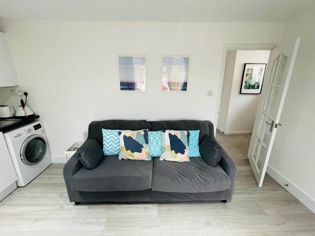 Enfield Chase Apartment エクステリア 写真