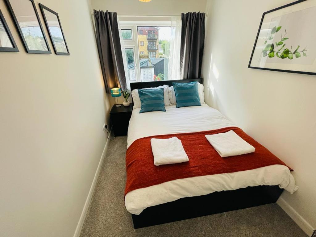 Enfield Chase Apartment エクステリア 写真